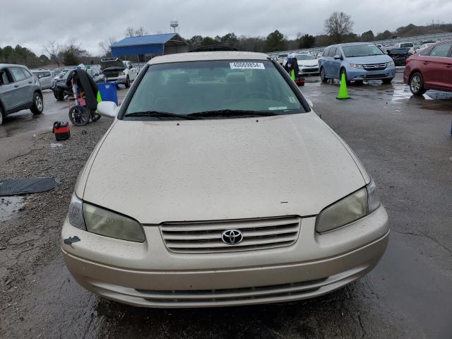 JT2BG22K9W0210936 - 1998 TOYOTA CAMRY CE BEIGE photo 5