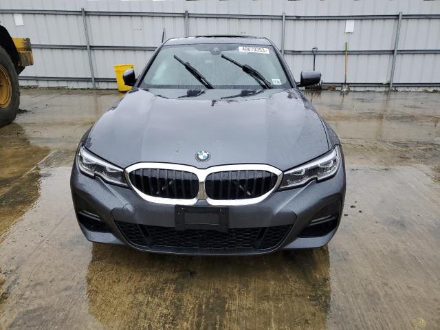 3MW5R7J02M8C03211 - 2021 BMW 330XI GRAY photo 5