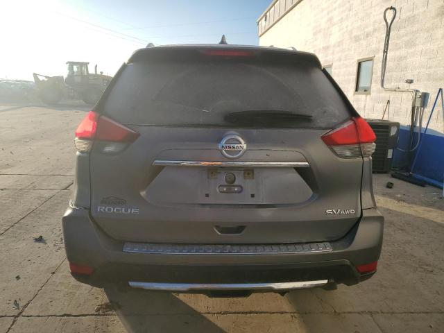 KNMAT2MVXJP543099 - 2018 NISSAN ROGUE S GRAY photo 6