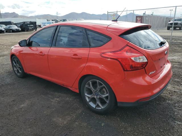 1FADP3K28DL382320 - 2013 FORD FOCUS SE RED photo 2