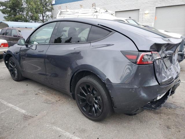 7SAYGDEE9PF902140 - 2023 TESLA MODEL Y GRAY photo 2