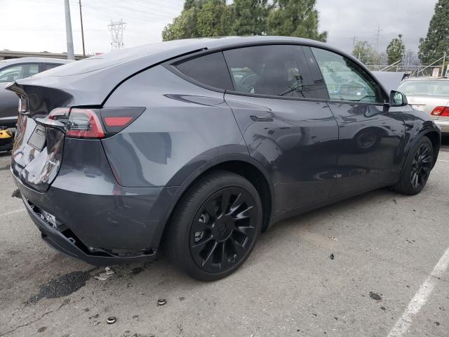 7SAYGDEE9PF902140 - 2023 TESLA MODEL Y GRAY photo 3