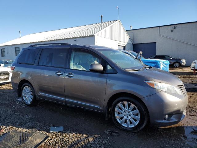 5TDDK3DC4GS130694 - 2016 TOYOTA SIENNA XLE GRAY photo 4