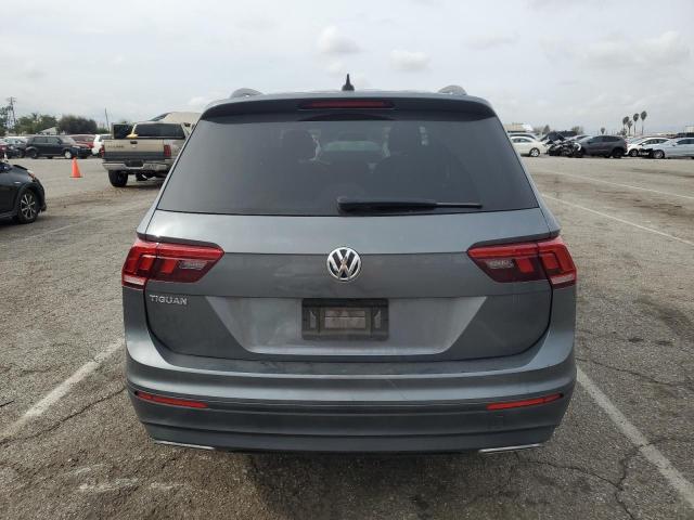 3VV1B7AX8LM157569 - 2020 VOLKSWAGEN TIGUAN S GRAY photo 6