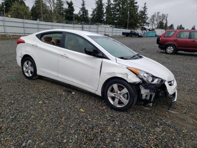 5NPDH4AE4DH309233 - 2013 HYUNDAI ELANTRA GLS WHITE photo 4