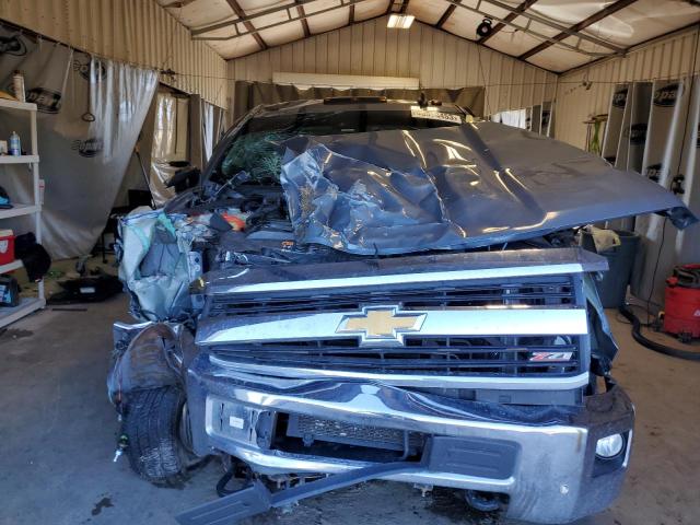 1GC1KWE88FF670496 - 2015 CHEVROLET SILVERADO K2500 HEAVY DUTY LTZ GRAY photo 5