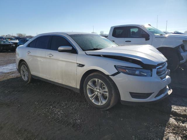 1FAHP2E80FG172804 - 2015 FORD TAURUS SEL WHITE photo 4