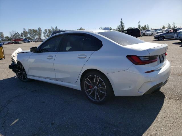 WBA5U7C0XNFM71329 - 2022 BMW M340I WHITE photo 2