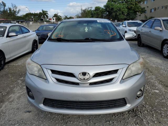 2T1BU4EE6BC724406 - 2011 TOYOTA COROLLA BASE SILVER photo 5