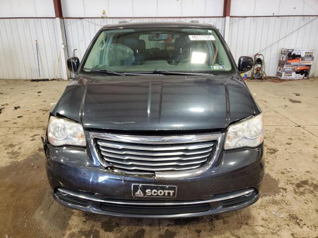 2C4RC1BG6DR805334 - 2013 CHRYSLER TOWN & COU TOURING BLUE photo 5