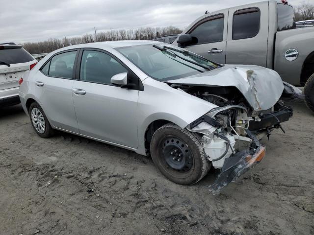 5YFBURHE9KP895725 - 2019 TOYOTA COROLLA L SILVER photo 4