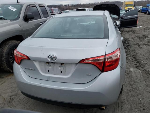 5YFBURHE9KP895725 - 2019 TOYOTA COROLLA L SILVER photo 6