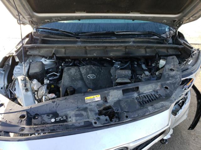 5TDGZRBH7MS552819 - 2021 TOYOTA HIGHLANDER XLE SILVER photo 11