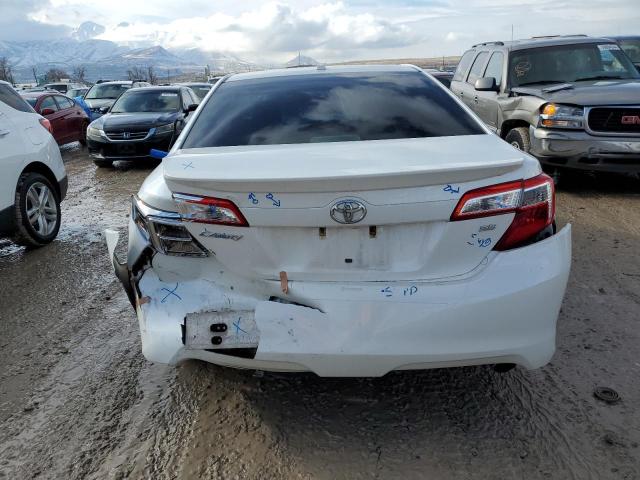 4T1BF1FK8CU621713 - 2012 TOYOTA CAMRY BASE WHITE photo 6