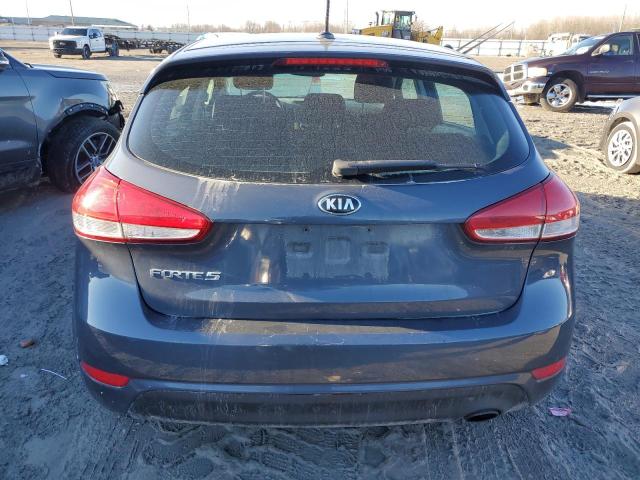 KNAFK5A89G5653717 - 2016 KIA FORTE LX GRAY photo 6