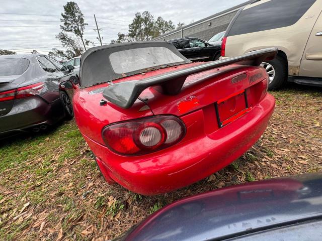 JM1NB353830306520 - 2003 MAZDA MX-5 MIATA BASE RED photo 3