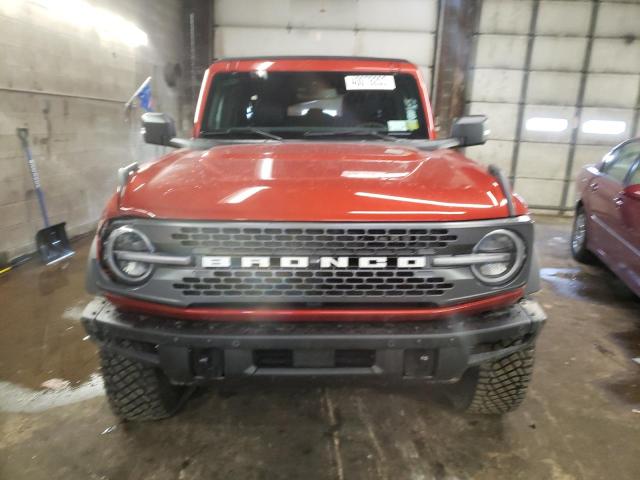 1FMEE5DP4PLA88051 - 2023 FORD BRONCO BASE RED photo 5