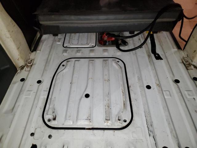 HH32324456 - 1996 HONDA MINIVAN WHITE photo 11