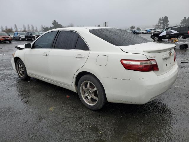 JTNBE46K373004722 - 2007 TOYOTA CAMRY CE WHITE photo 2