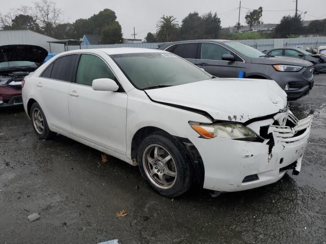 JTNBE46K373004722 - 2007 TOYOTA CAMRY CE WHITE photo 4