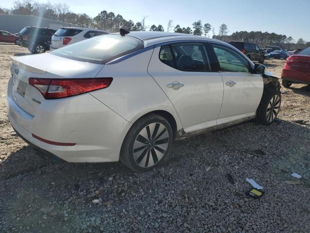 KNAGR4A62B5155179 - 2011 KIA OPTIMA SX WHITE photo 3