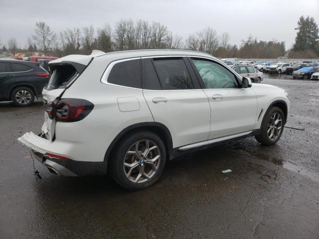 5UX53DP0XN9K64712 - 2022 BMW X3 XDRIVE30I WHITE photo 3