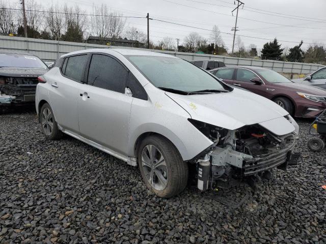 1N4AZ1CP0LC304785 - 2020 NISSAN LEAF SV GRAY photo 4