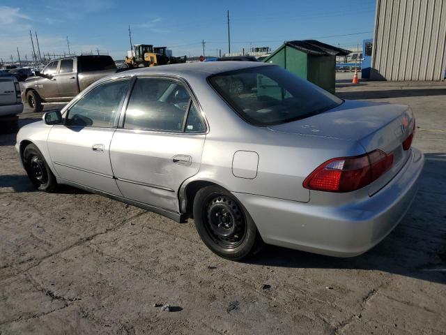 JHMCG5641XC036755 - 1999 HONDA ACCORD LX SILVER photo 2