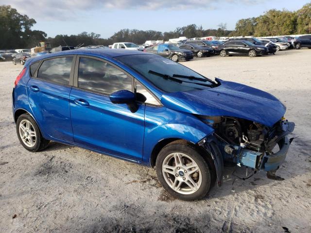 3FADP4EJ4KM126132 - 2019 FORD FIESTA SE BLUE photo 4