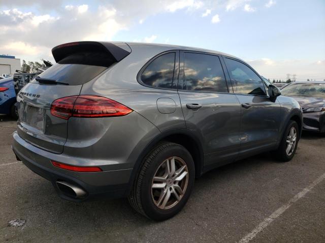 WP1AA2A24GKA11349 - 2016 PORSCHE CAYENNE GRAY photo 3