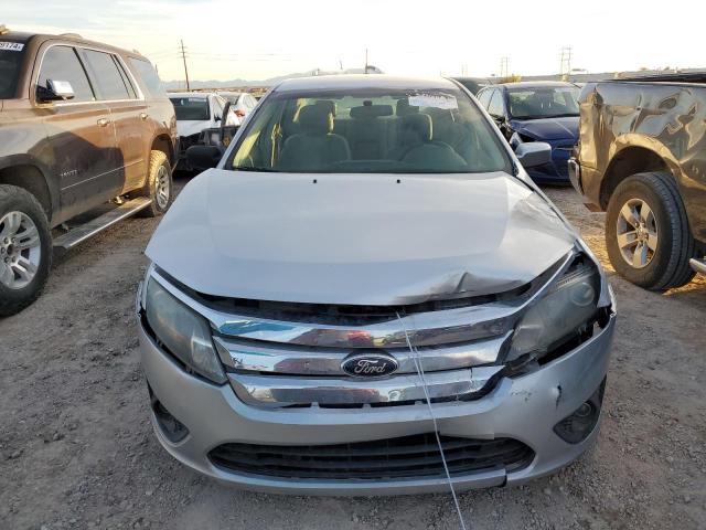 3FAHP0HA7CR381979 - 2012 FORD FUSION SE GRAY photo 5