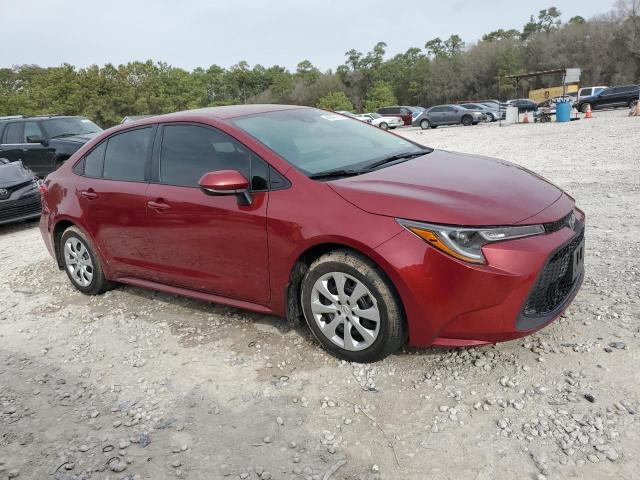 5YFEPMAE3NP365112 - 2022 TOYOTA COROLLA LE RED photo 4