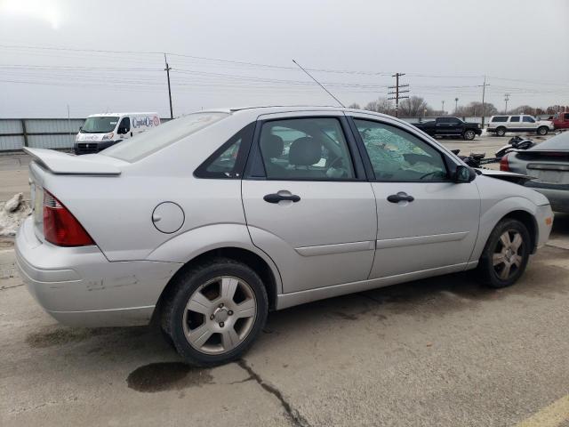 1FAFP34N47W306175 - 2007 FORD FOCUS ZX4 SILVER photo 3