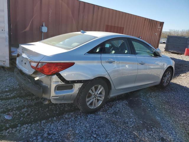 5NPEB4AC9DH713245 - 2013 HYUNDAI SONATA GLS SILVER photo 3