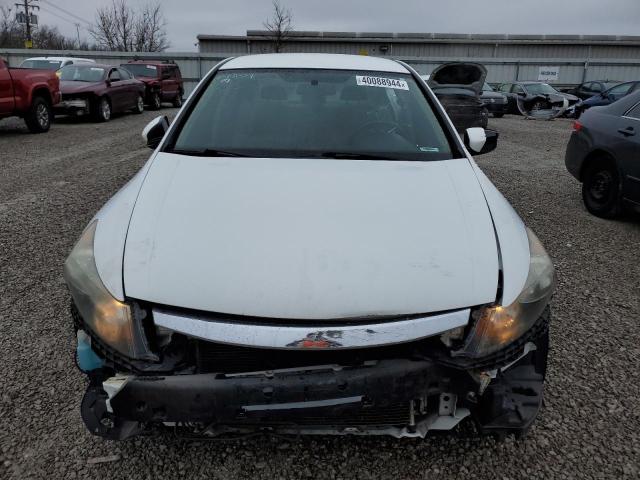 1HGCP2F49CA234166 - 2012 HONDA ACCORD LXP WHITE photo 5