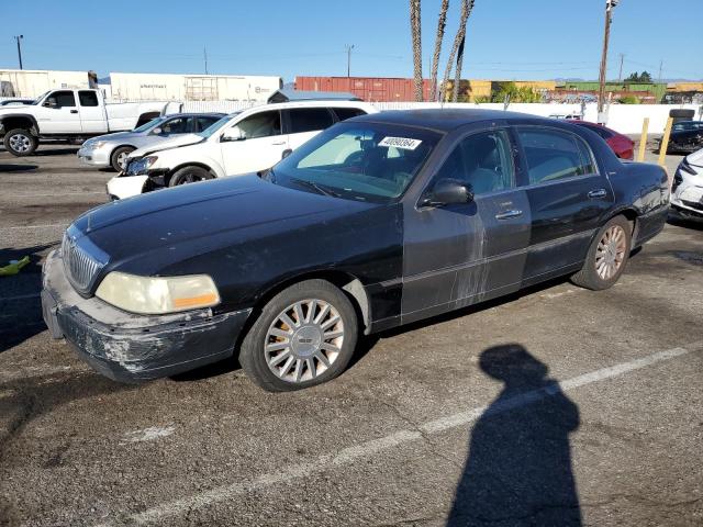 2003 LINCOLN TOWN CAR EXECUTIVE, 