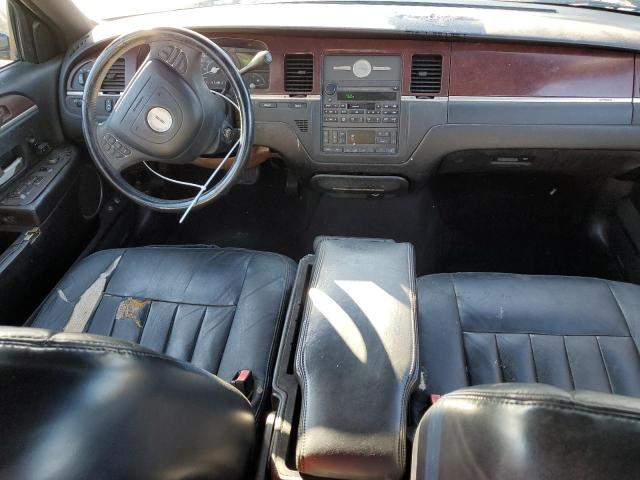 1LNHM81W23Y636655 - 2003 LINCOLN TOWN CAR EXECUTIVE BLACK photo 8