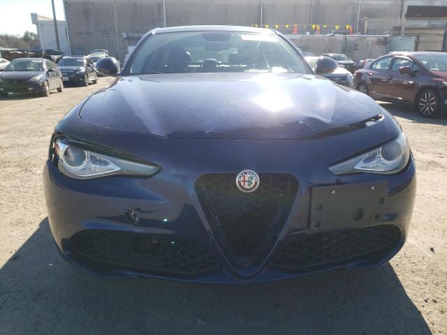ZARFAEDN3H7555592 - 2017 ALFA ROMEO GIULIA Q4 BLUE photo 5
