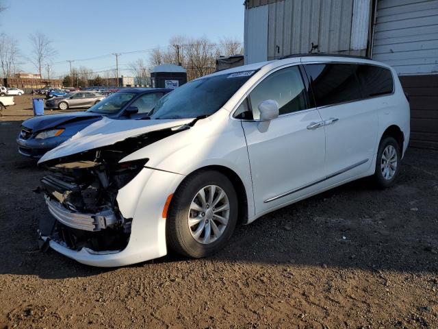 2C4RC1BGXHR752093 - 2017 CHRYSLER PACIFICA TOURING L WHITE photo 1