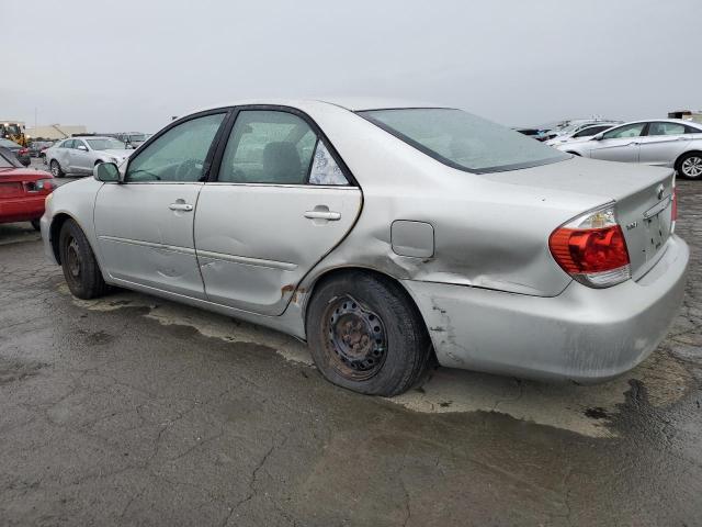 4T1BE32K96U724552 - 2006 TOYOTA CAMRY LE SILVER photo 2