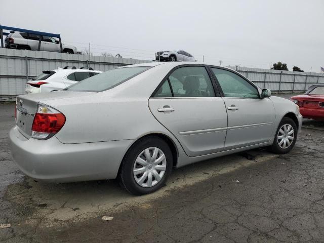 4T1BE32K96U724552 - 2006 TOYOTA CAMRY LE SILVER photo 3