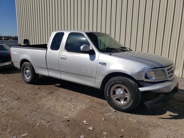 1FTRX17262NA44378 - 2002 FORD F150 SILVER photo 4