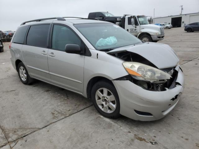 5TDZK23C38S105823 - 2008 TOYOTA SIENNA CE GOLD photo 4