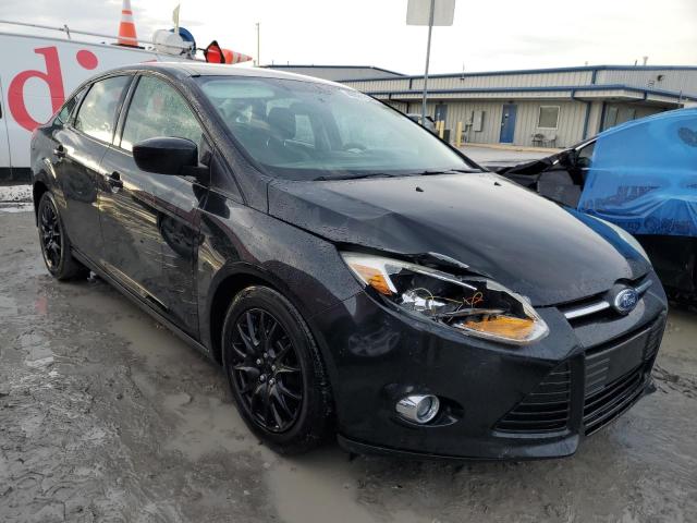 1FAHP3F27CL154321 - 2012 FORD FOCUS SE BLACK photo 4