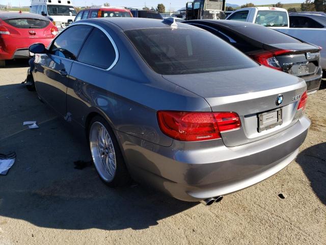 WBAWV13547PK49988 - 2007 BMW 328 I SULEV GRAY photo 2