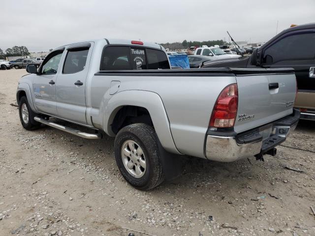 3TMKU72N17M012051 - 2007 TOYOTA TACOMA DOUBLE CAB PRERUNNER LONG BED SILVER photo 2