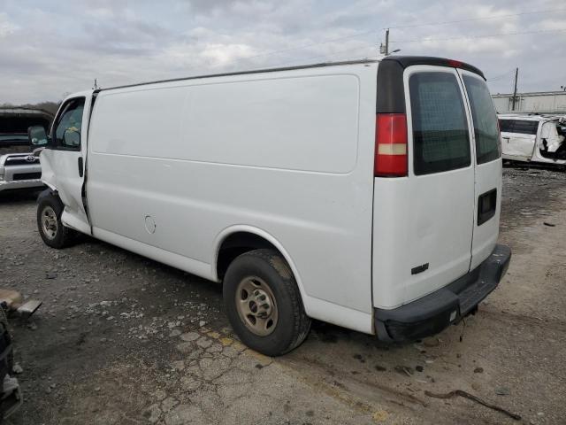 1GTGG29V471231444 - 2007 GMC SAVANA G2500 WHITE photo 2