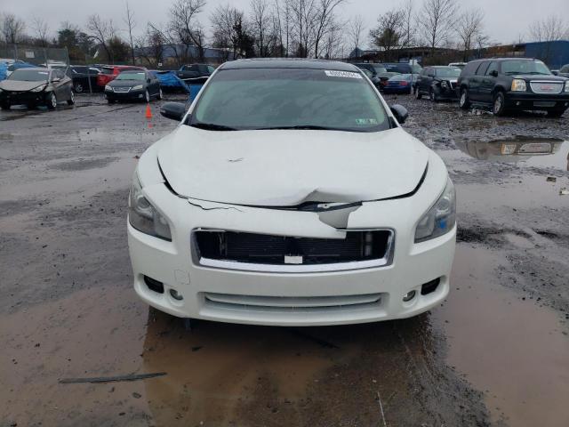 1N4AA5AP5EC437451 - 2014 NISSAN MAXIMA S WHITE photo 5