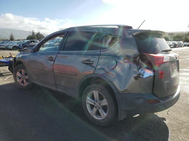 JTMRFREV3DD014715 - 2013 TOYOTA RAV4 XLE GRAY photo 2