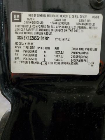 3GNEK12Z85G104781 - 2005 CHEVROLET AVALANCHE K1500 BLACK photo 13